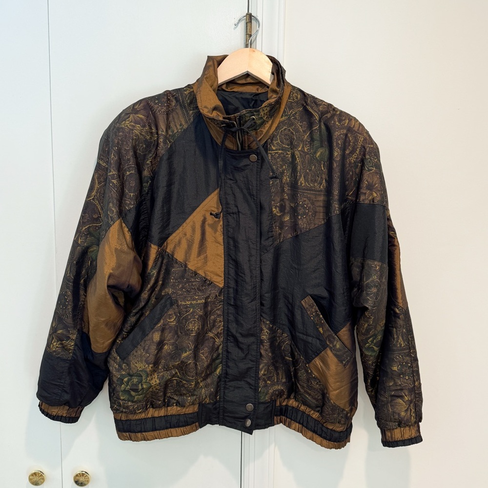 Vintage Lavon Women’s Black &‎ Gold Copper Paisley Print Jacket Size Medium